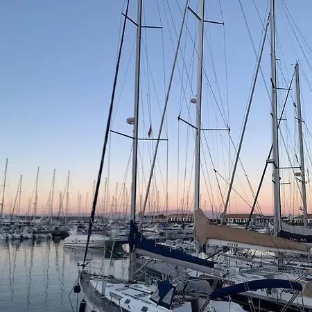 Appartamento Boutique With Within Walking Distance, Near Tropea *