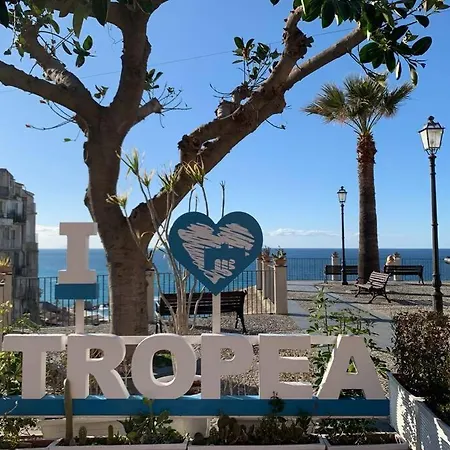 Boutique Apartment With Beach Nearby Tropea Swimming Pool Open In July And August Lejlighed Parghelia