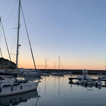 Boutique With Within Walking Distance, Near Tropea