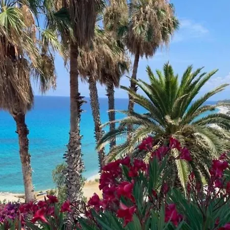 Lejlighed Boutique Apartment With Beach Nearby Tropea Swimming Pool Open In July And August Parghelia