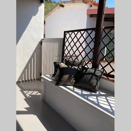 Boutique Apartment With Beach Nearby Tropea Swimming Pool Open In July And August *