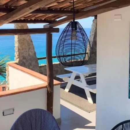Boutique Apartment With Beach Nearby Tropea Swimming Pool Open In July And August *