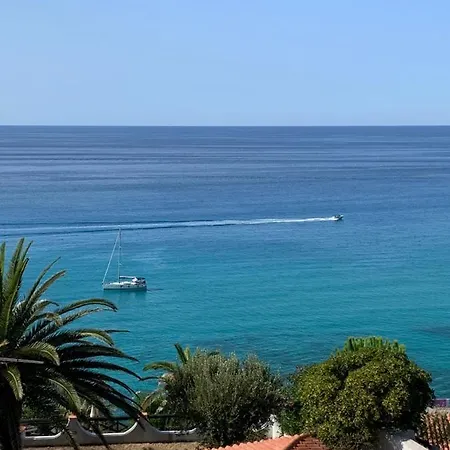 Lejlighed Boutique Apartment With Beach Nearby Tropea Swimming Pool Open In July And August Parghelia