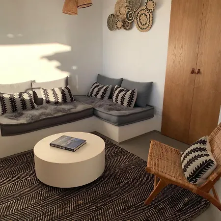 Boutique Apartment With Beach Nearby Tropea Swimming Pool Open In July And August *